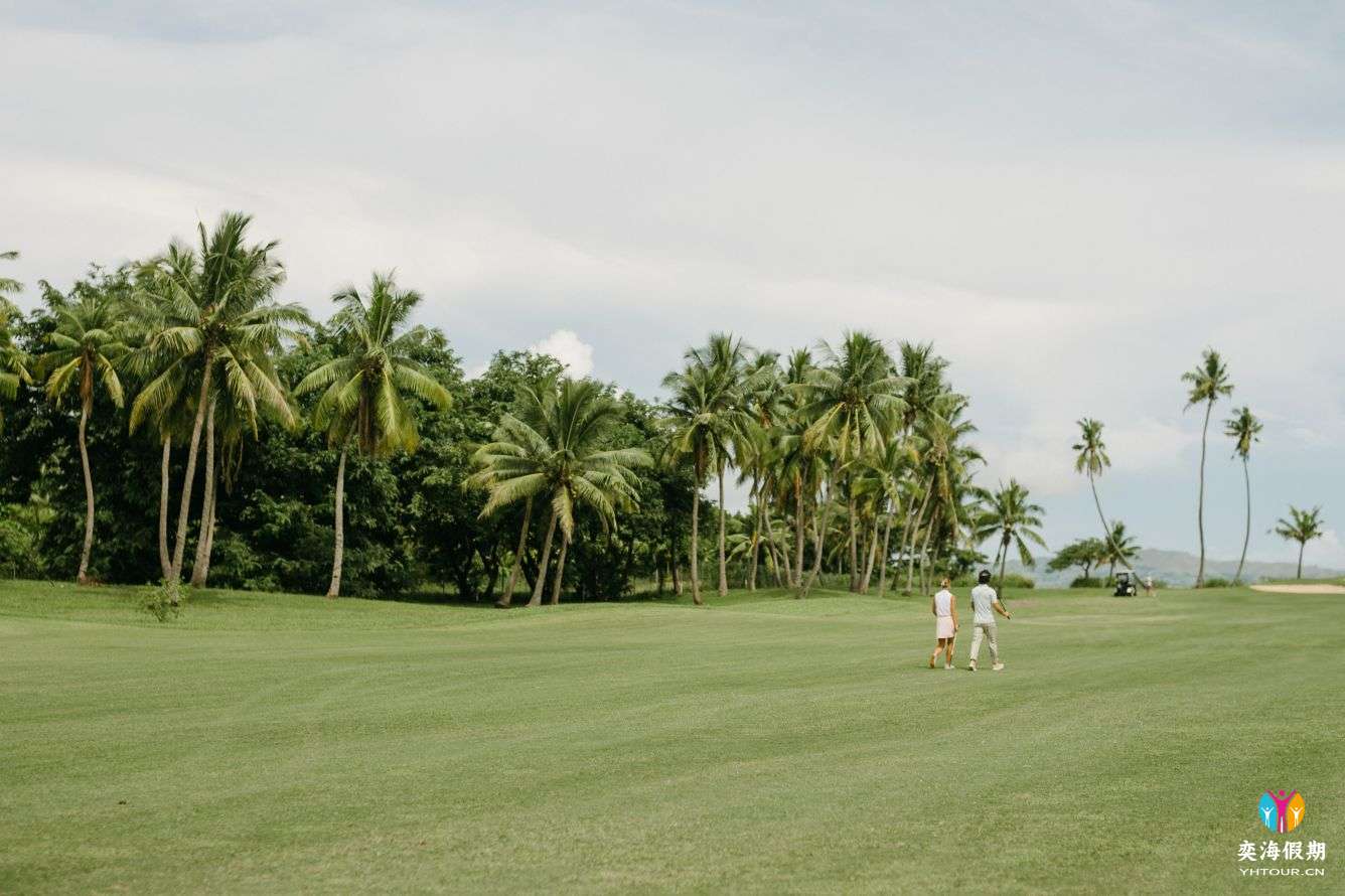 Golf & Racquet Club.jpg