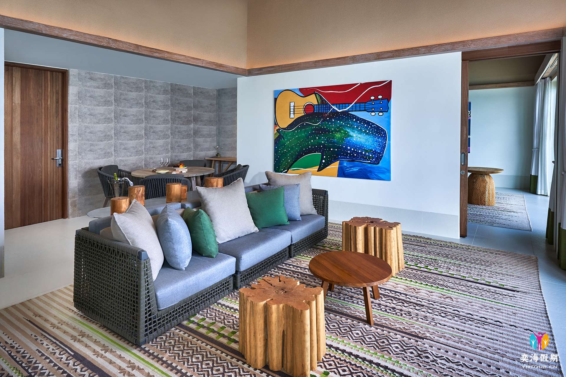 Hard Rock Hotel Maldives - Rock Royalty - Living Room.jpg