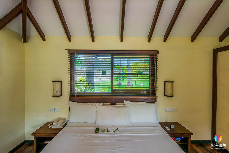IslandBure2-1140x640-1.jpg