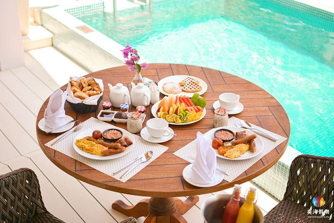 Sunrise Beach Pool Villa (1).jpg