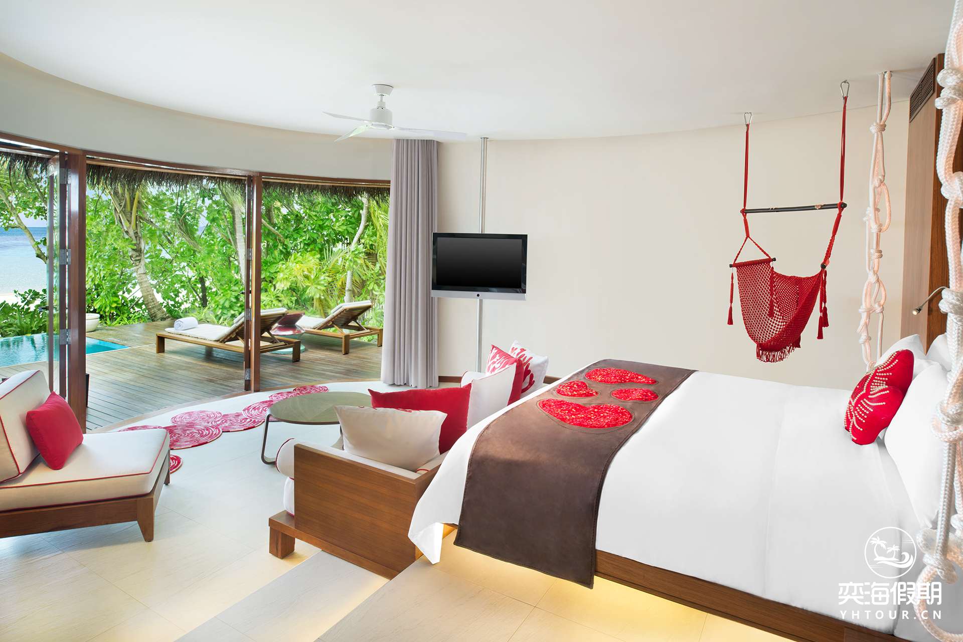 Wonderful Beach Oasis Interior.jpg