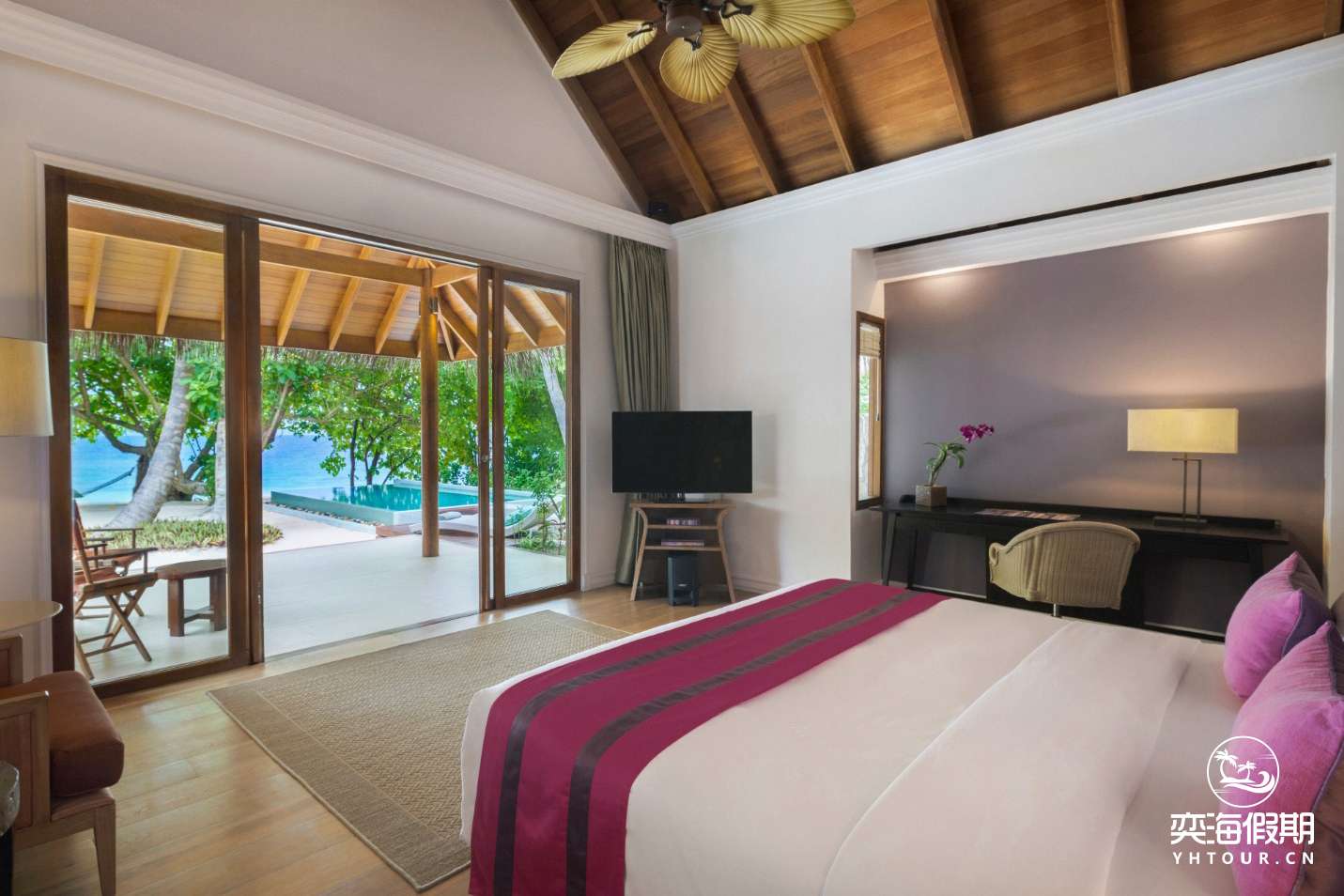 Two Bedroom Family Beach Villa2.jpg