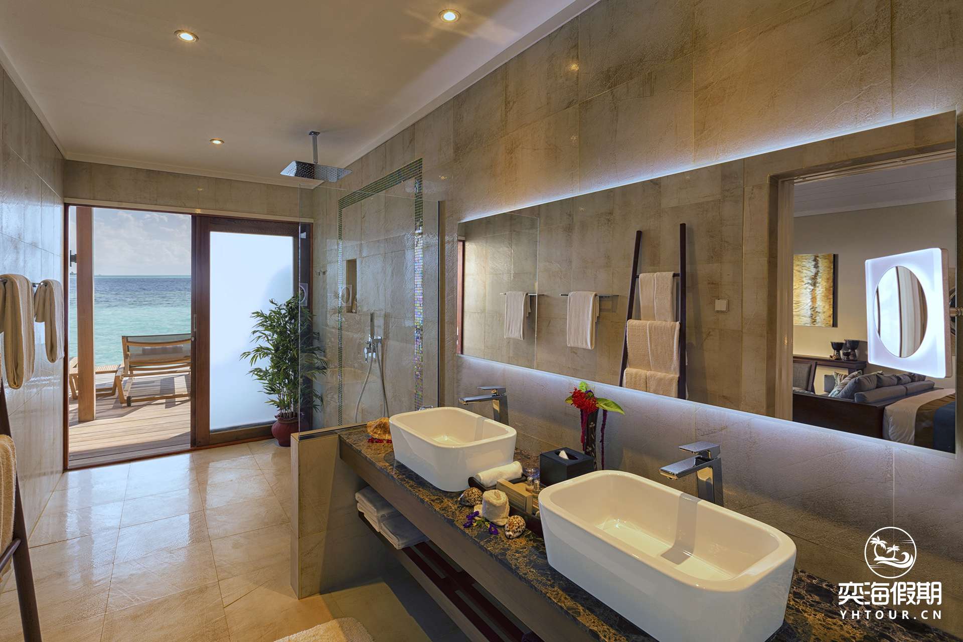 HurawalhiOceanVillaBathroomInterior.jpg