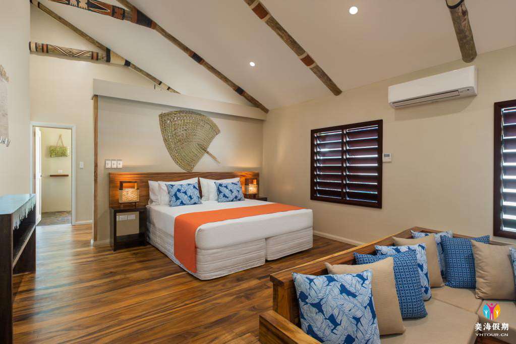 cove-villa-interior-94694.jpg