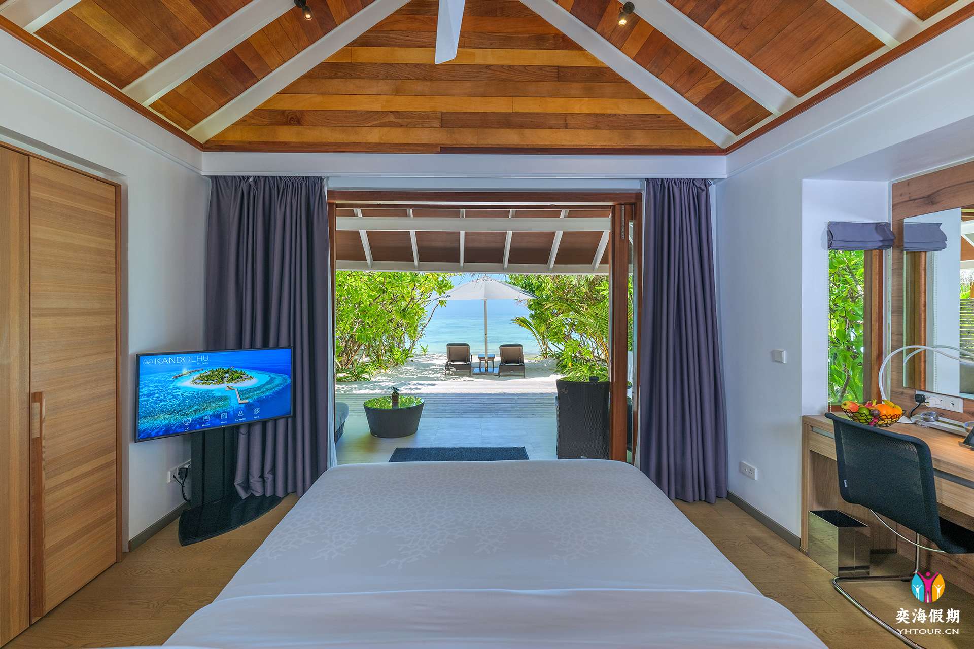 Beach Villa 01.jpg