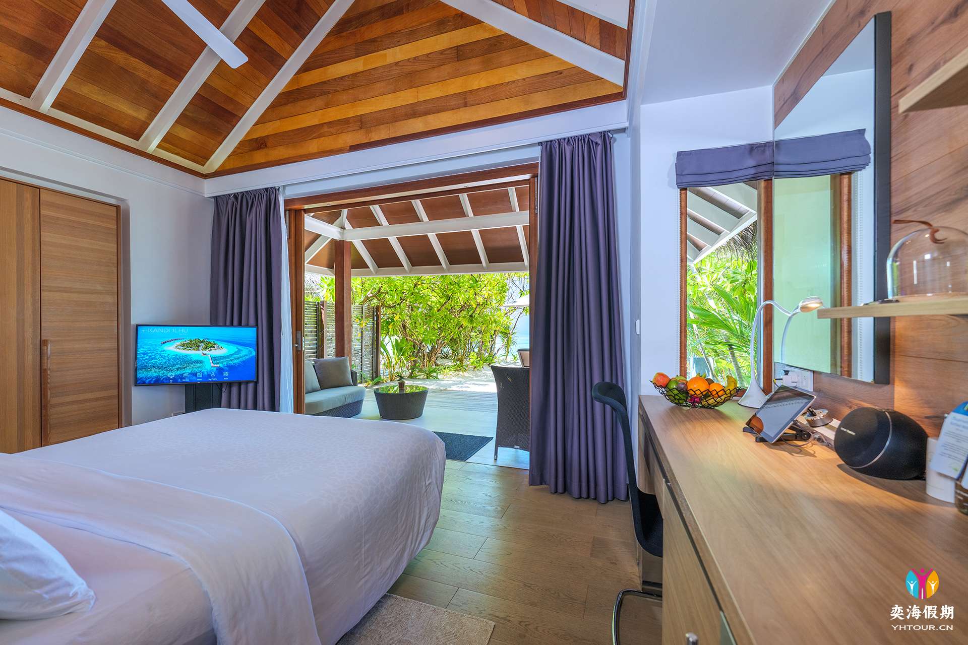 Beach Villa 02.jpg
