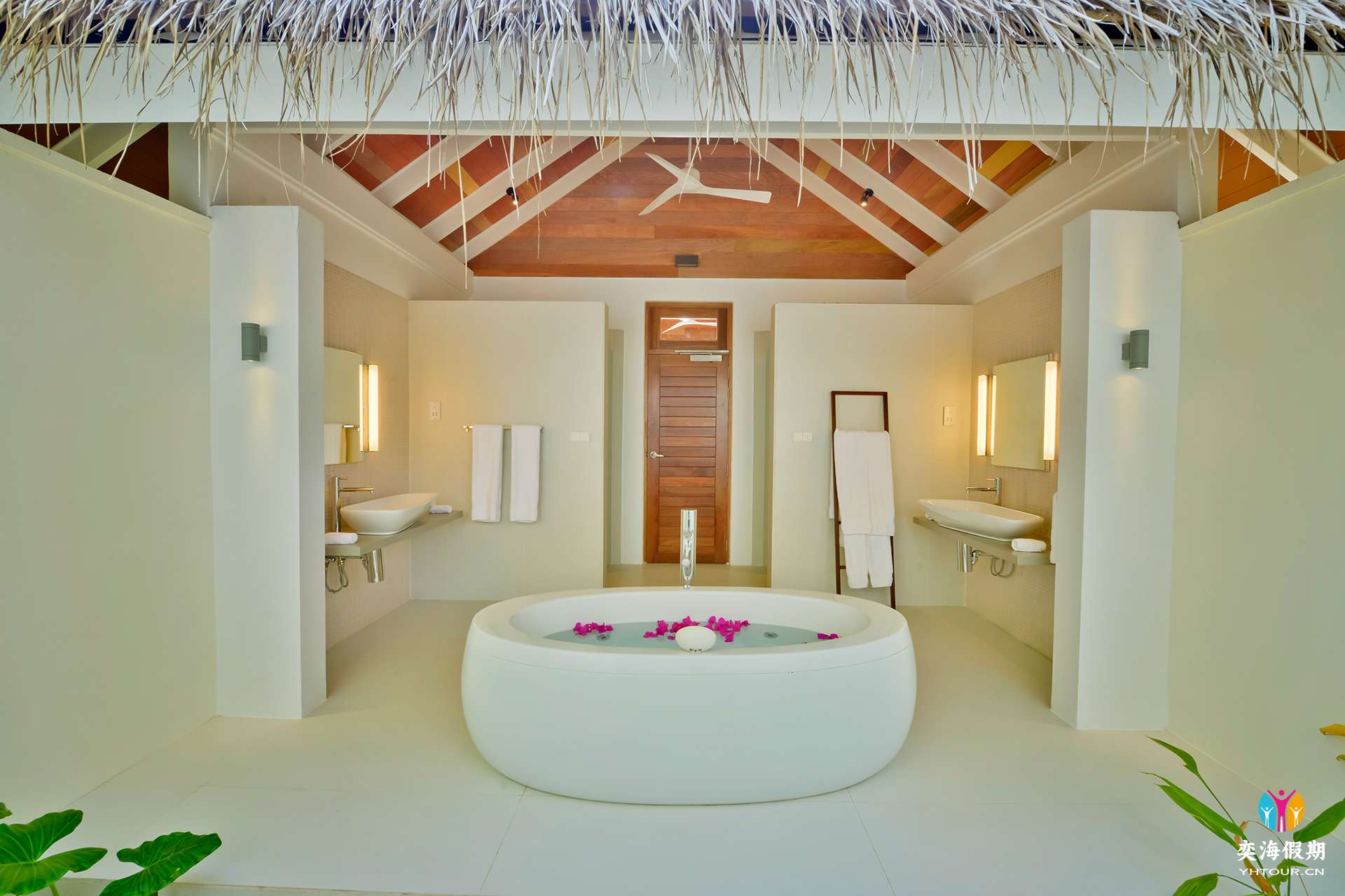 Beach Villa4.jpg