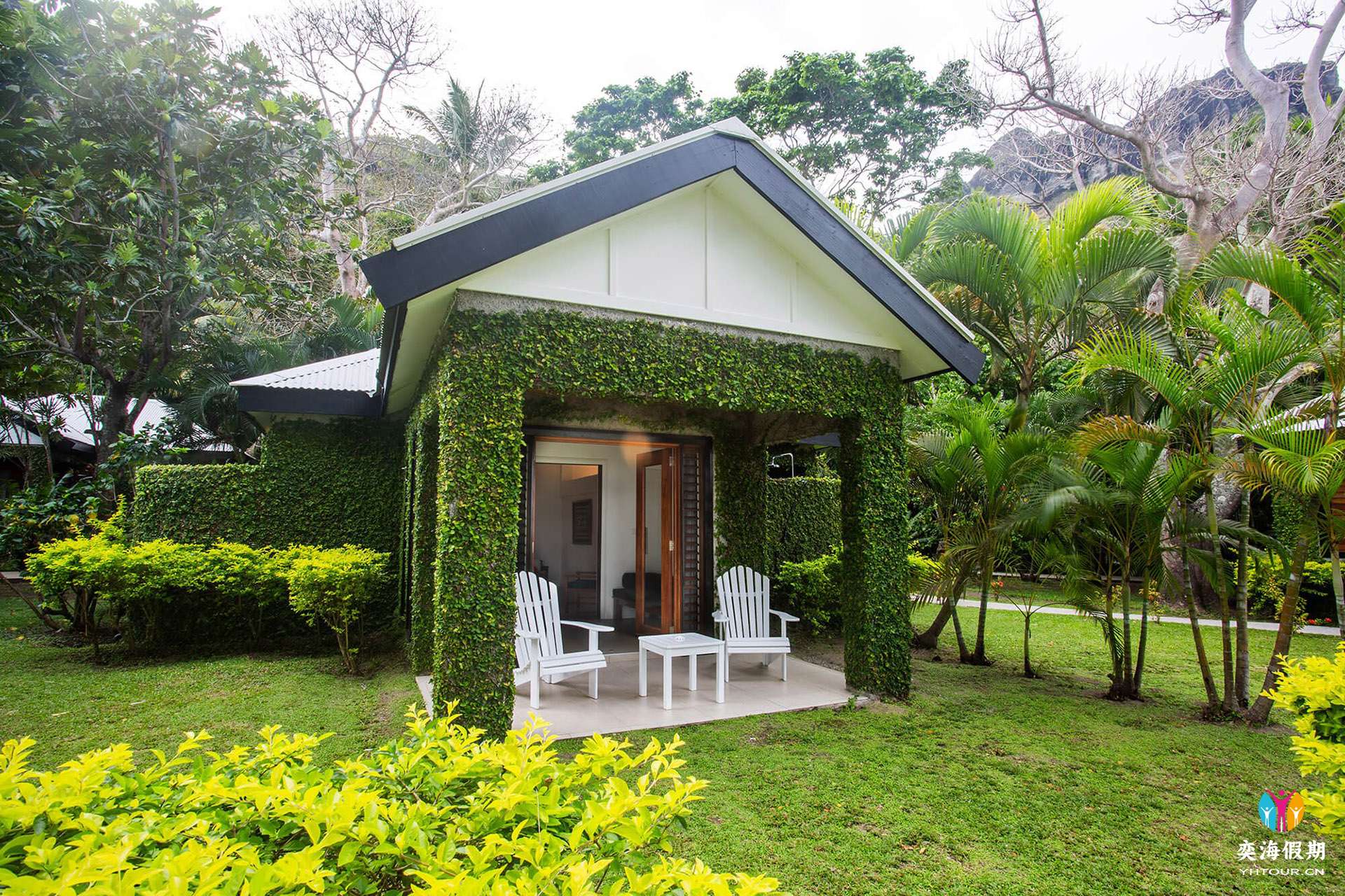 Deluxe Villa.jpg