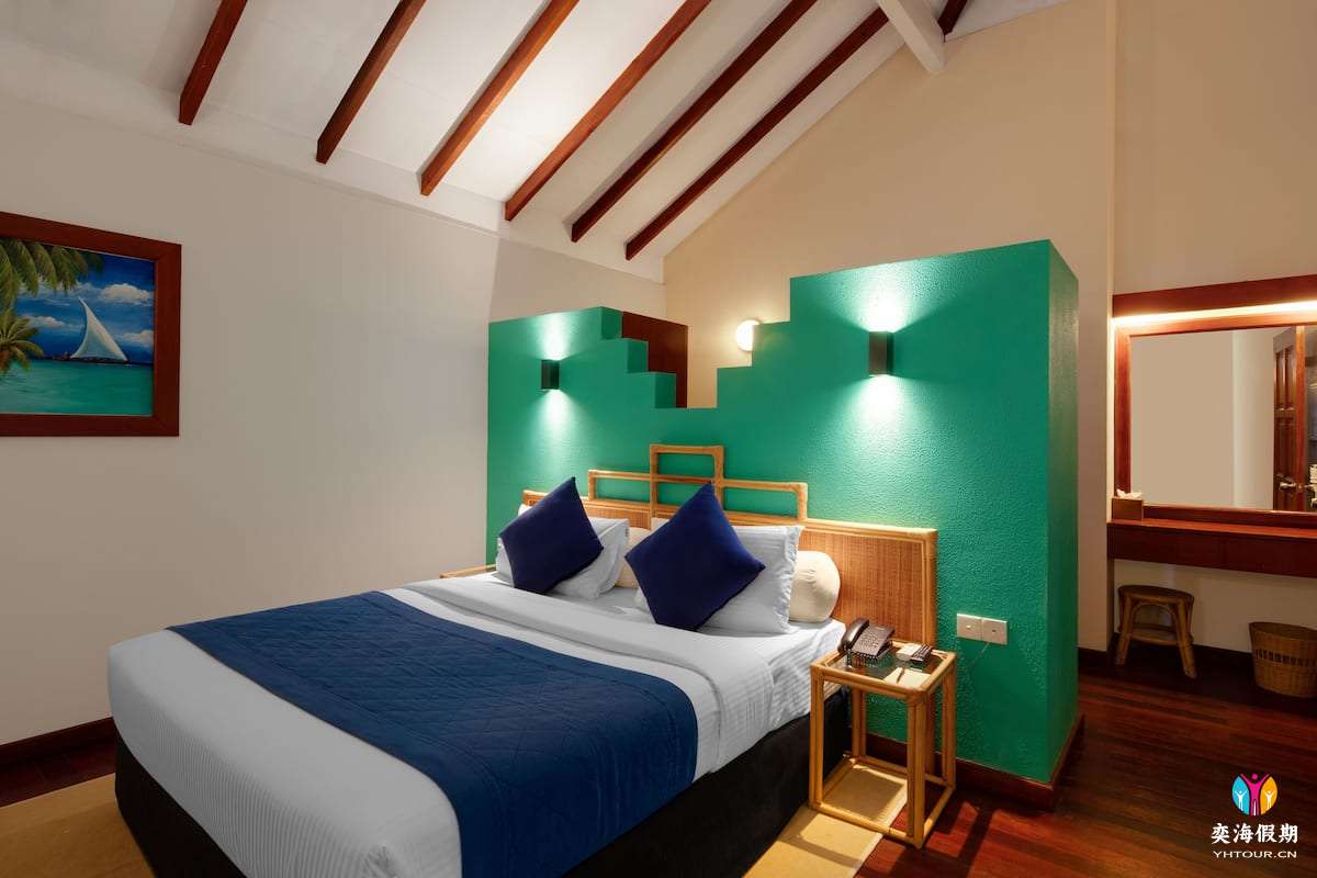 Honeymoon Suite.jpg