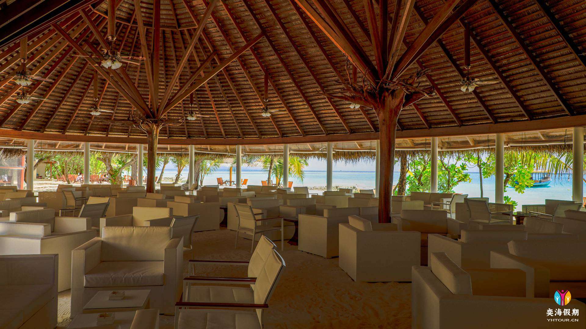 MAIN BAR2.jpg