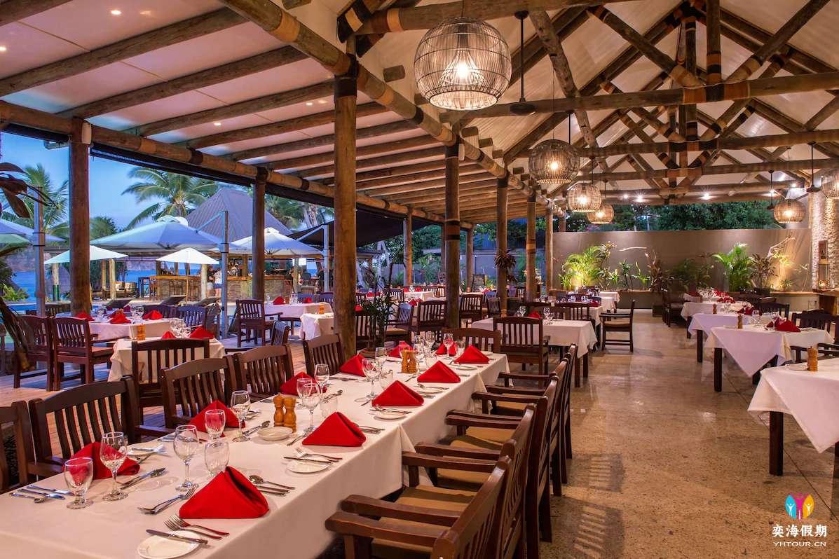 Restaurant.webp.jpg