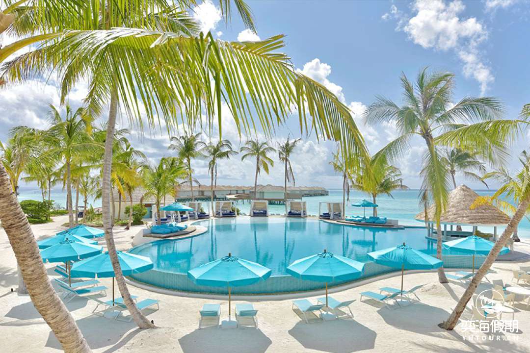 Beach Club.jpg