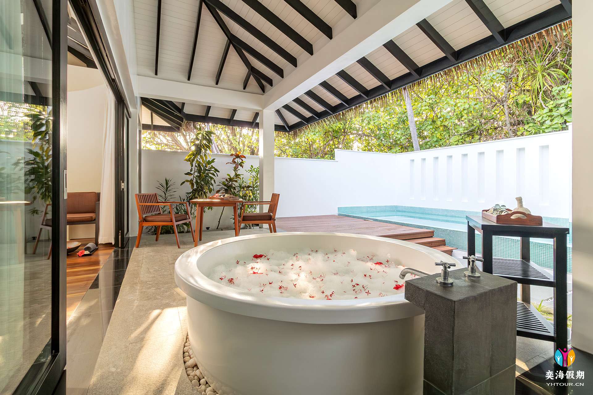 SPA_ROOM_6_EXTERIOR_3.jpeg