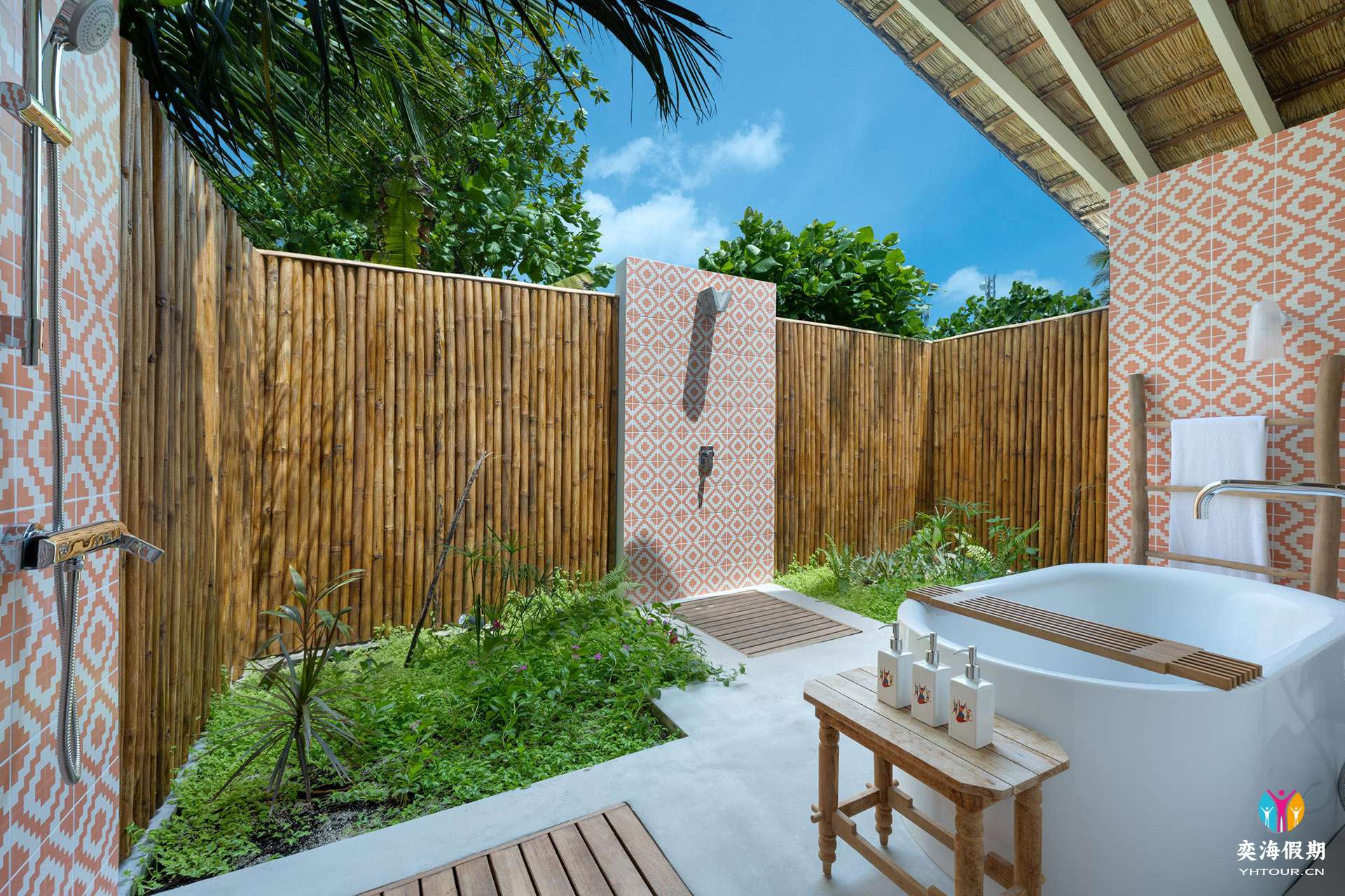 Beach Villa3.jpg
