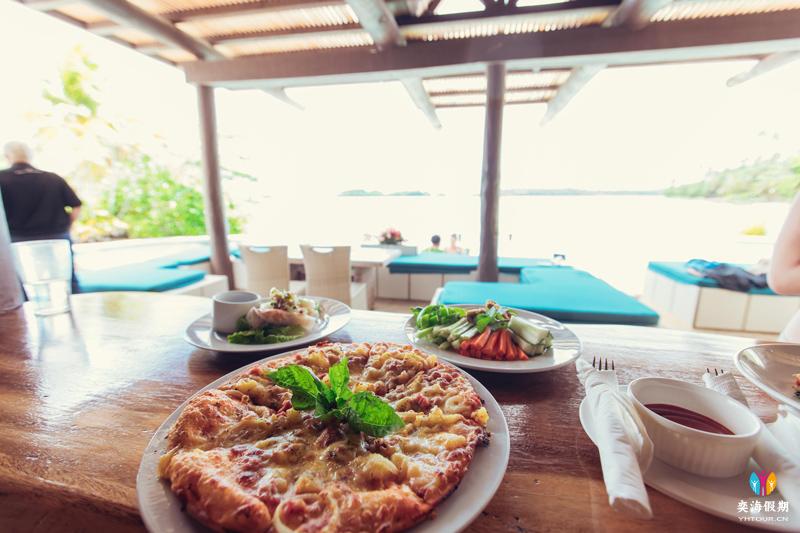 Sand Bar and Grill.jpg
