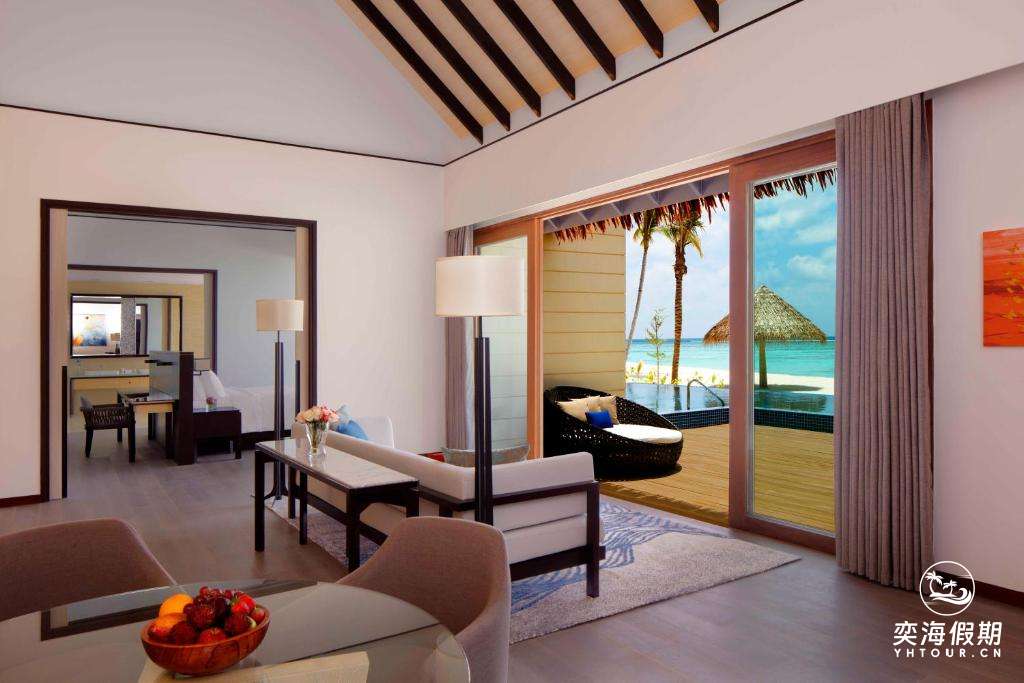 2 Bedroom Beach Suite Villa with Private Pool (3).jpg