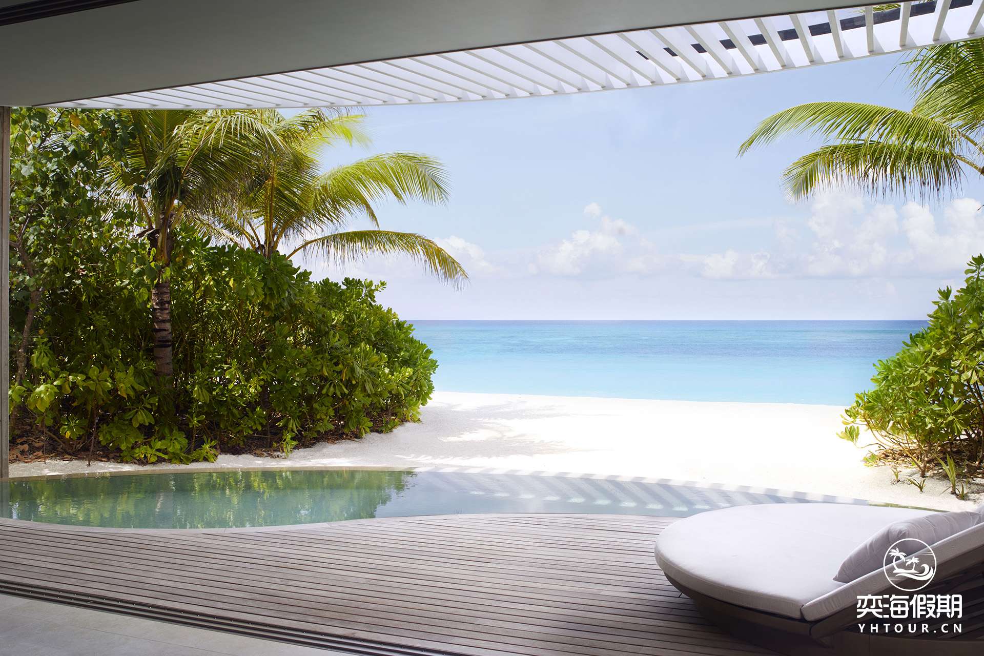 The Ritz-Carlton Maldives, Fari Islands - Beach Front Villa - deck.jpg