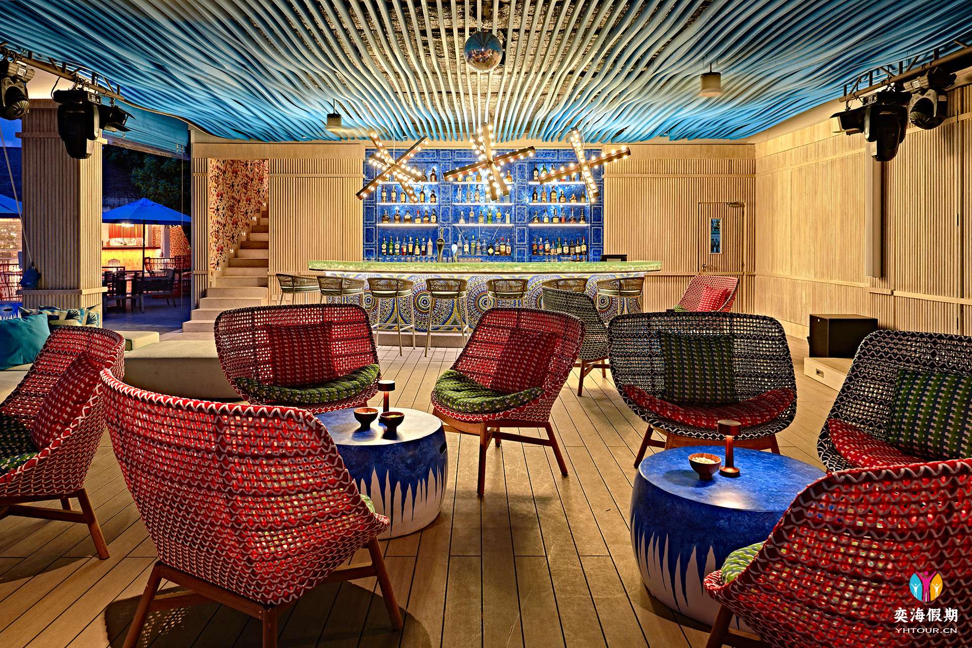 2103_Finolhu Baa  Atoll Maldives_Beach Bar - 1.jpg