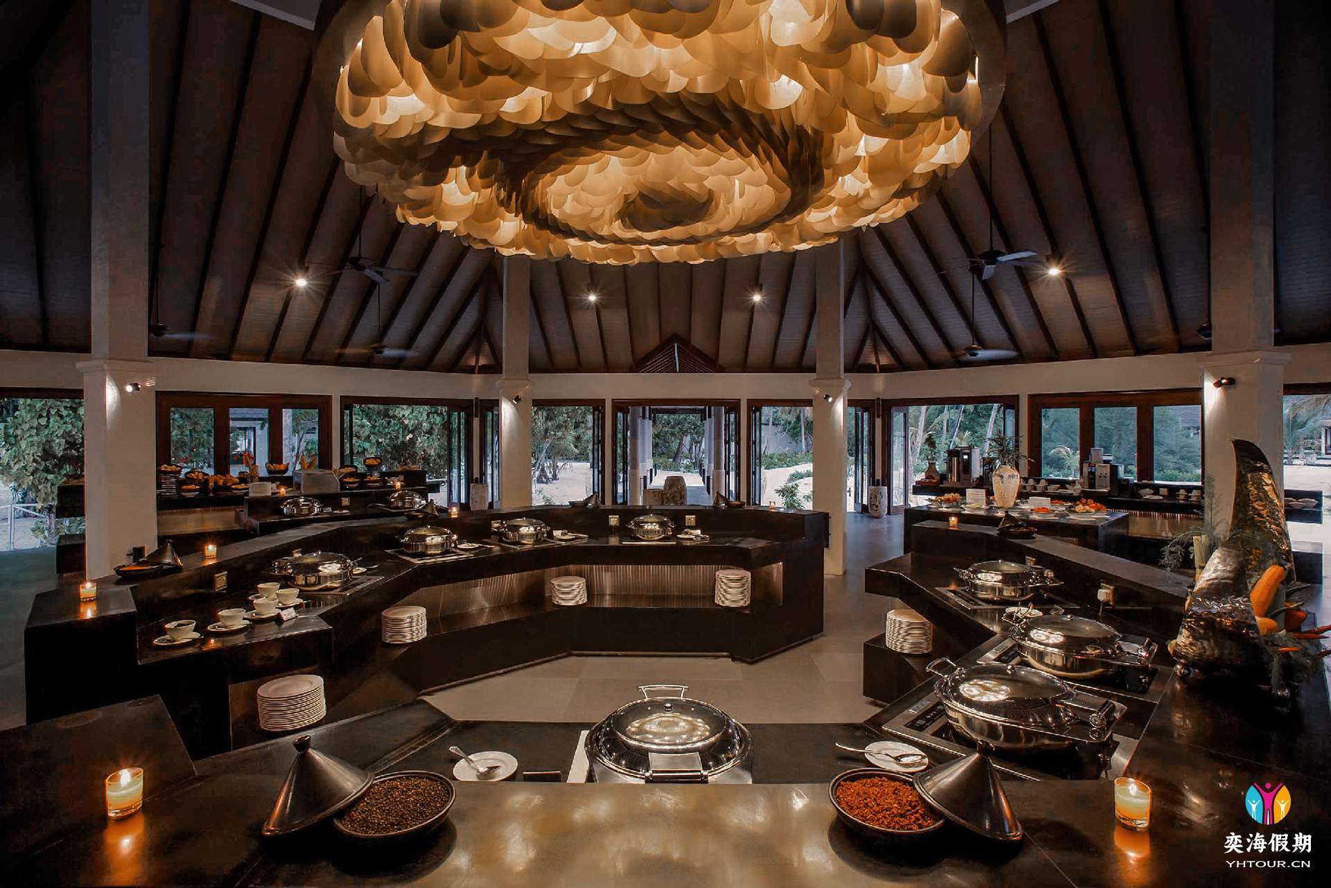 THE-SPICE-BUFFET-AREA.jpg