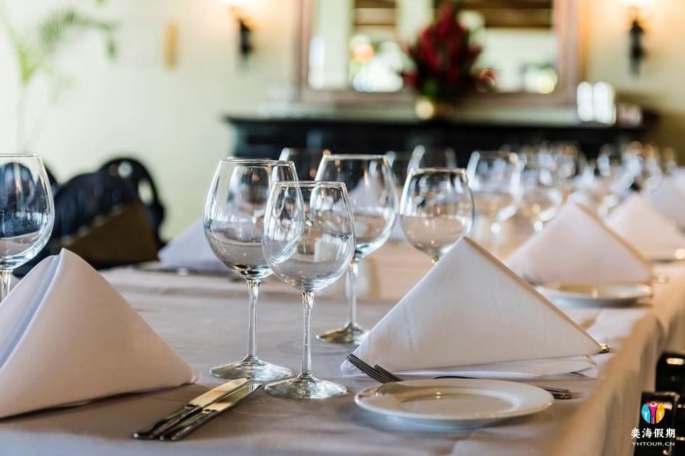 pappagallo-restaurant-at-warwick-fiji_standard.jpg