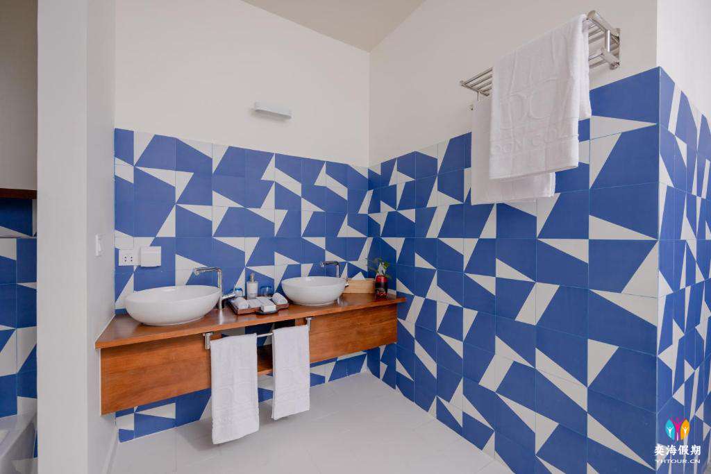Beach Villa (3).jpg