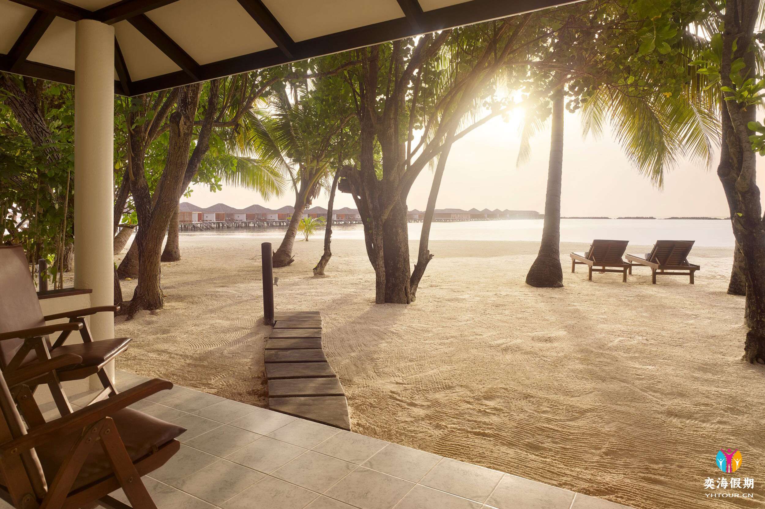 Villa Nautica - Beach Villa - Veranda - Large.jpg