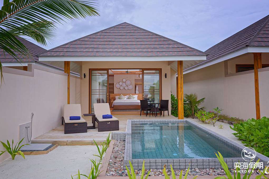 Beach-Pool-Villa-Exterior.jpg