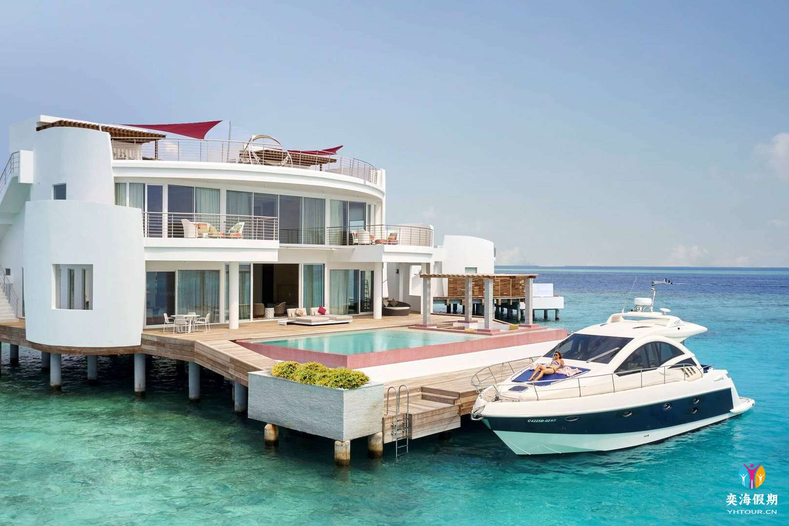 Three Bedroom Olhahali Water Retreat with Pool2.jpg