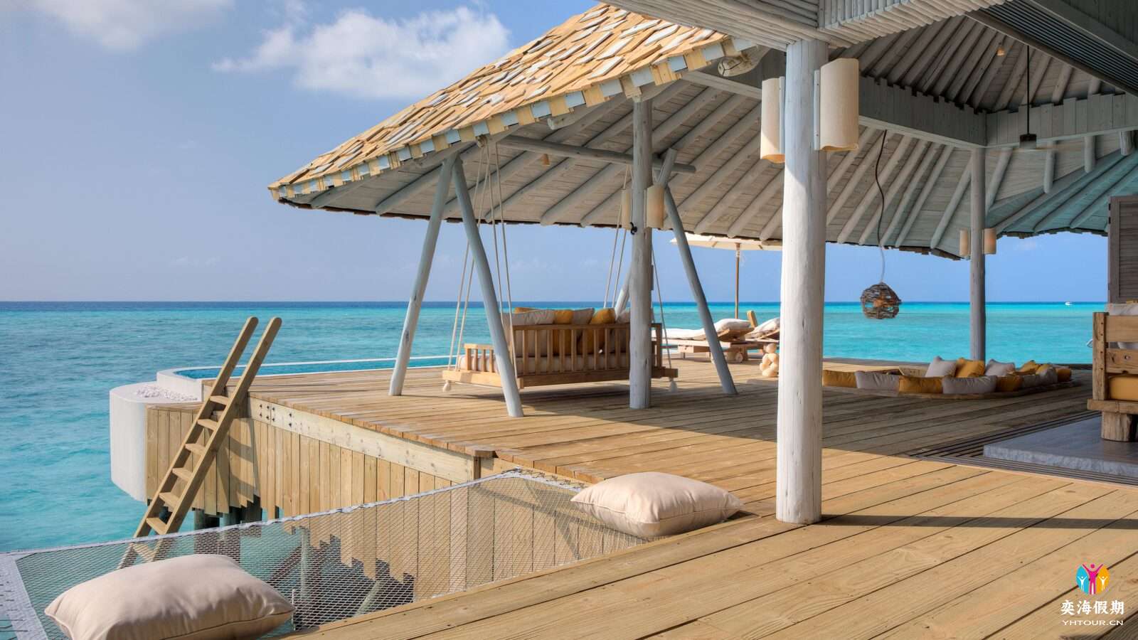Overwater Hideaway (5).jpg