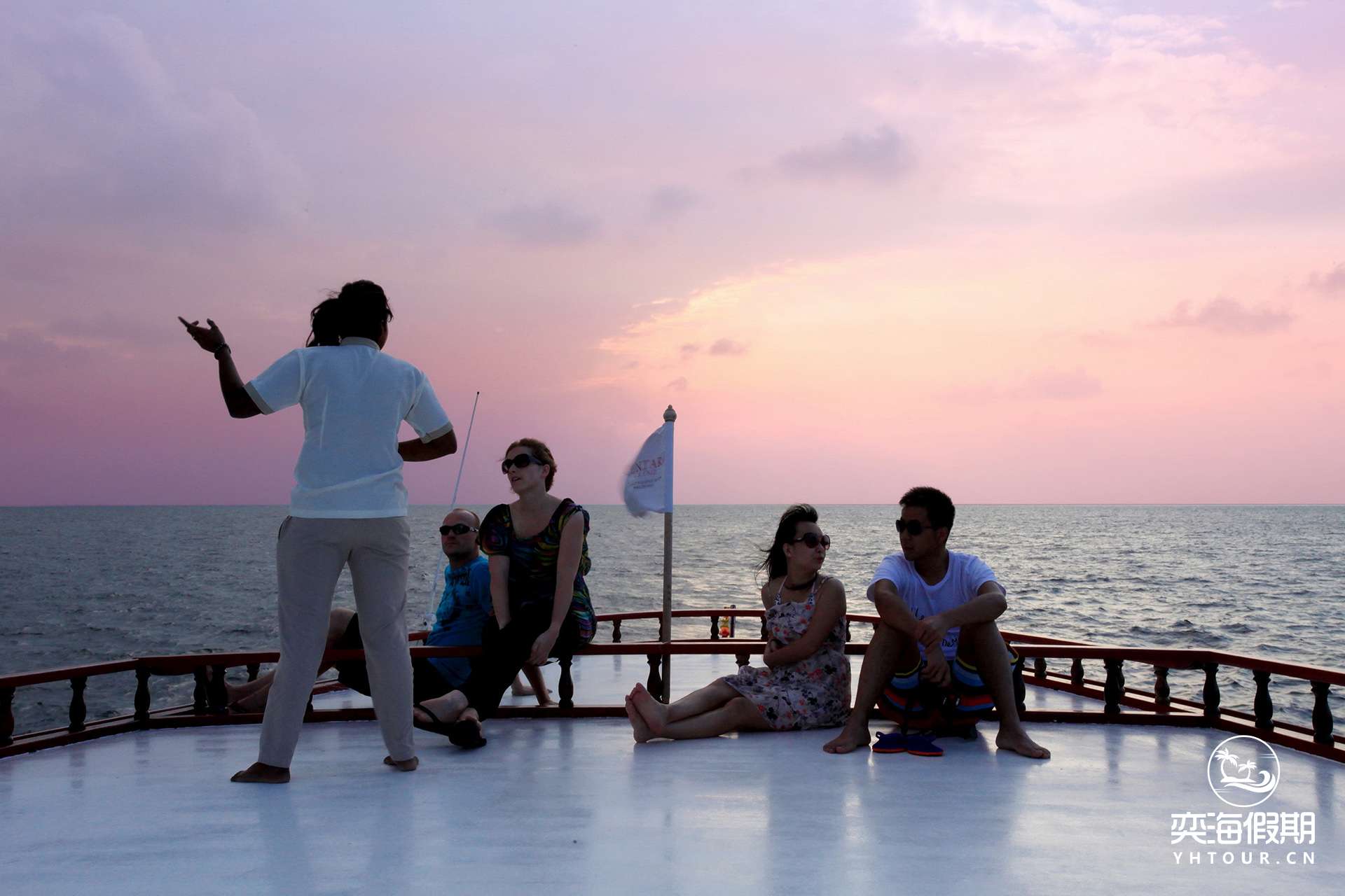 CIRM-Sunset_Cruise_02.jpg