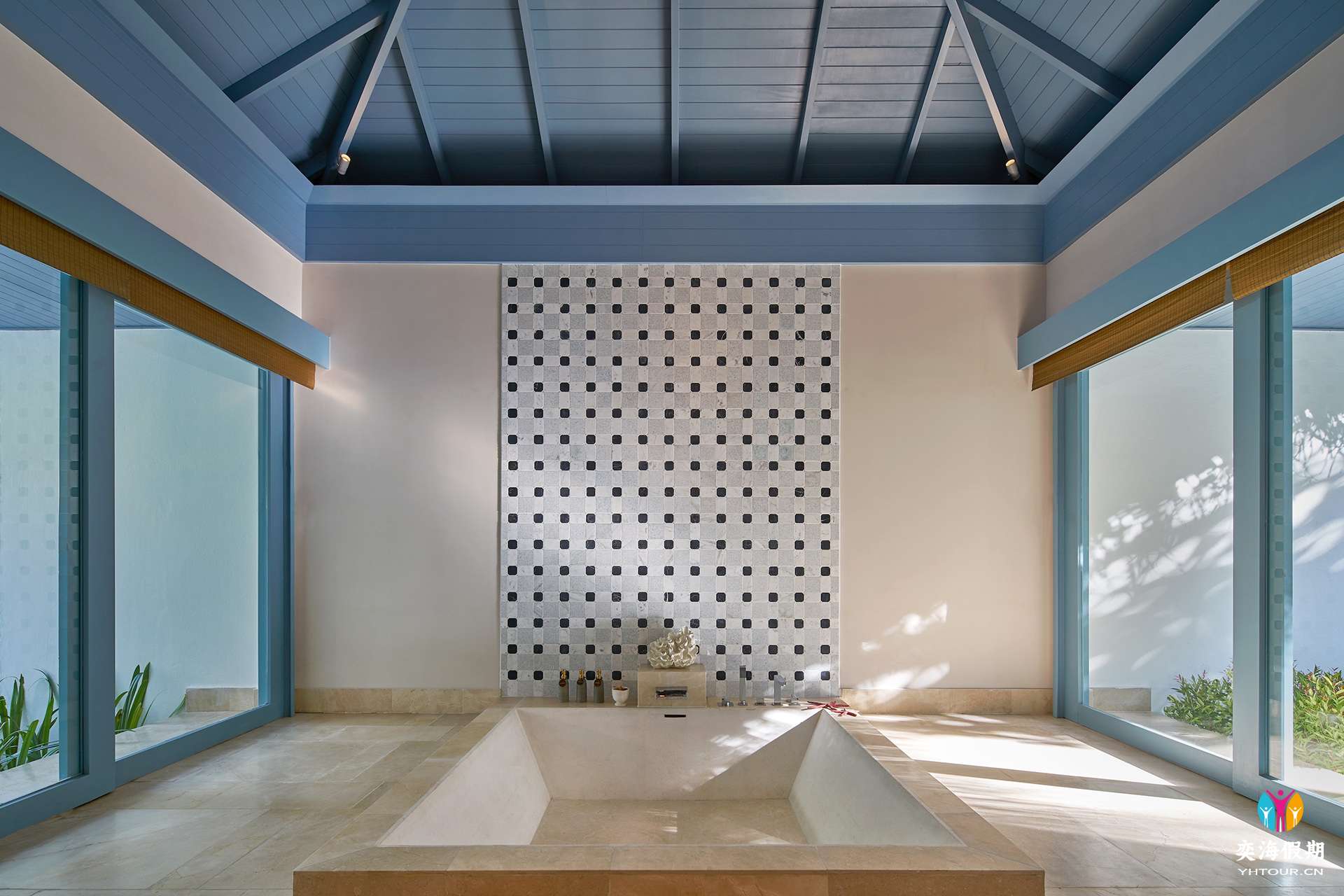 RMM  Beach Residence Bath.jpg