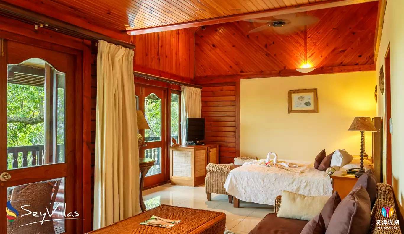 cerf-island-resort-d-tortoise-suite-01.webp.jpg