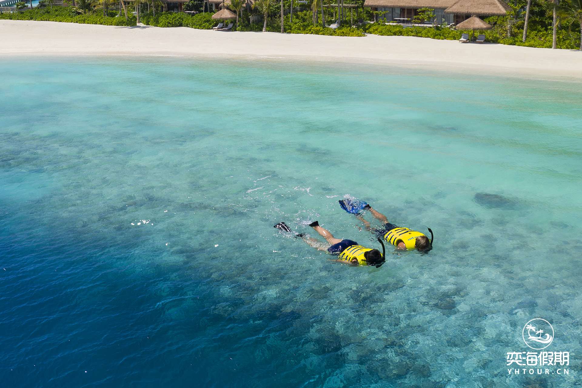 Waldorf_Astoria_Maldives_Snorkeling_from_Beach_Villa.jpg