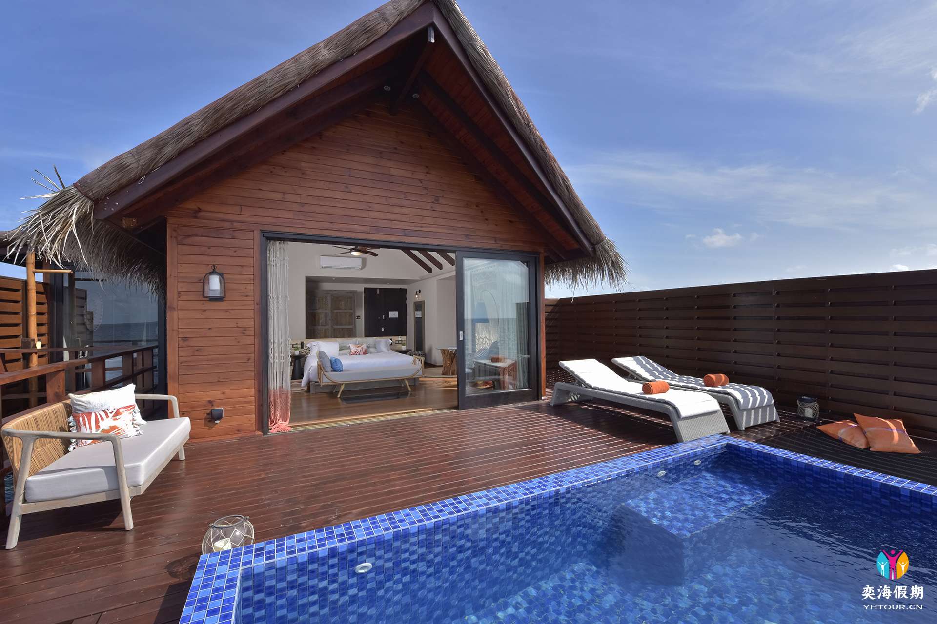 Reef Pool Villa 5.jpg