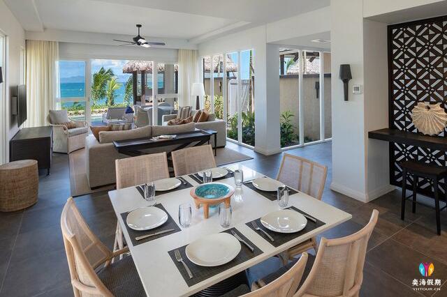 2 Bedroom Beachfront Villa (2).jpg
