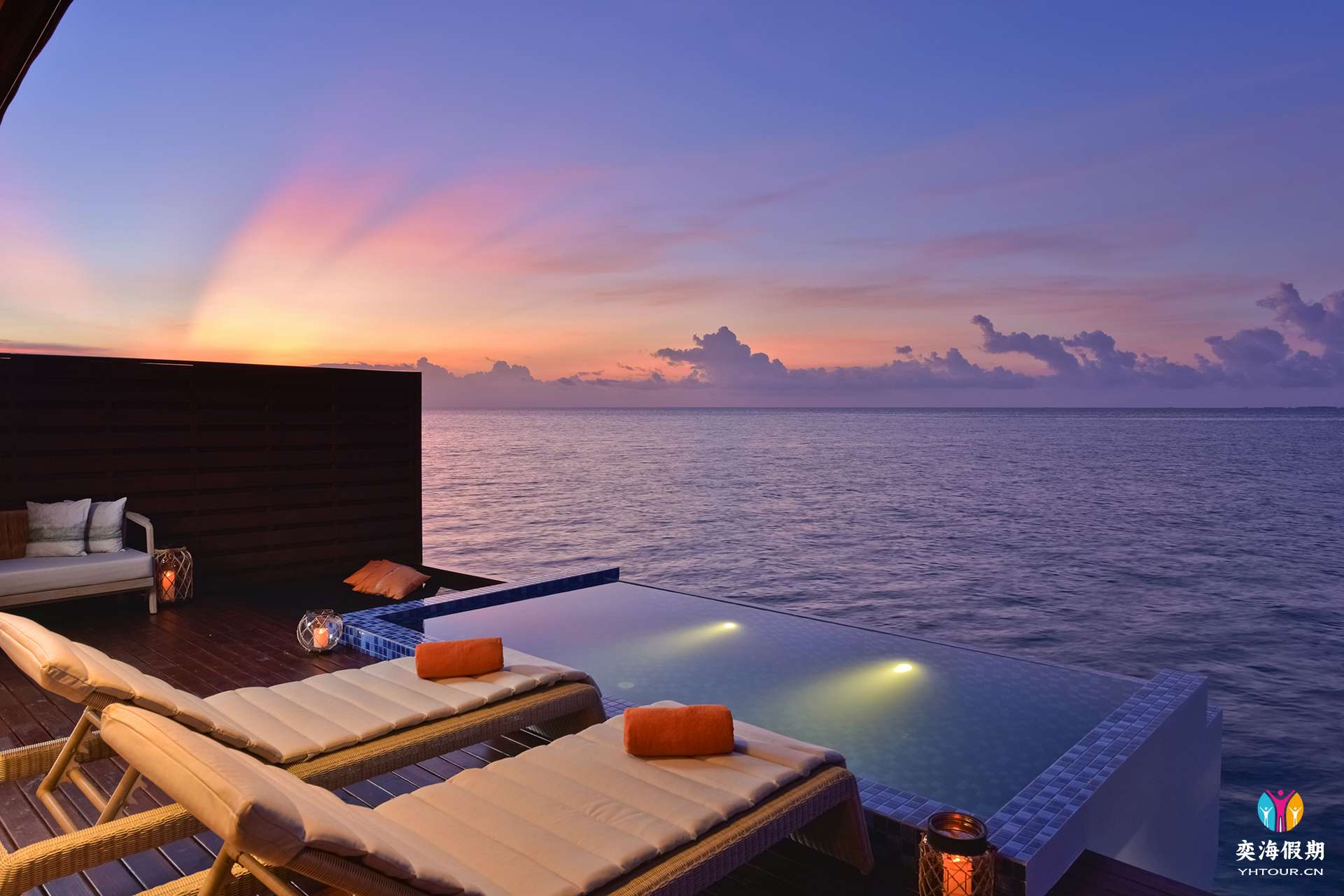 Reef Pool Villa 8.jpg