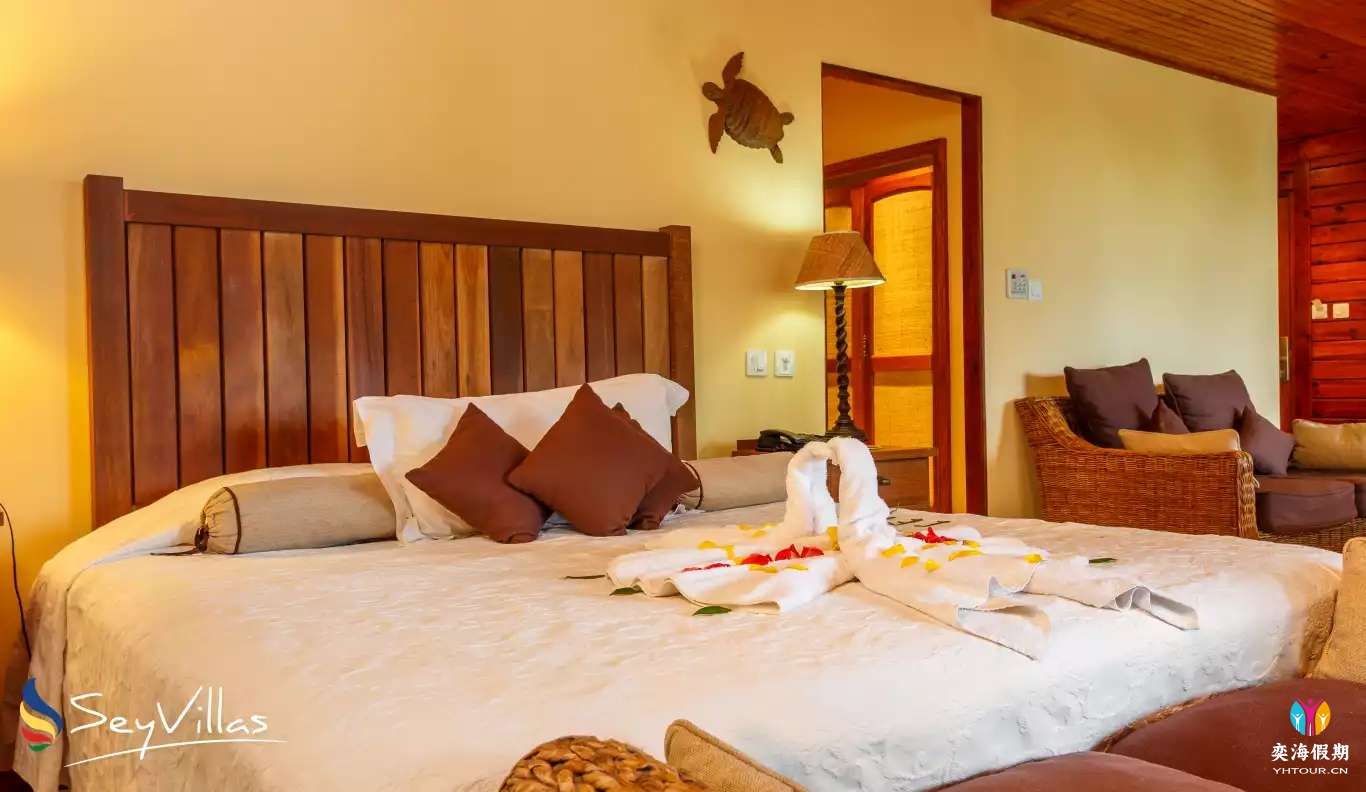 cerf-island-resort-d-tortoise-suite-05.webp.jpg