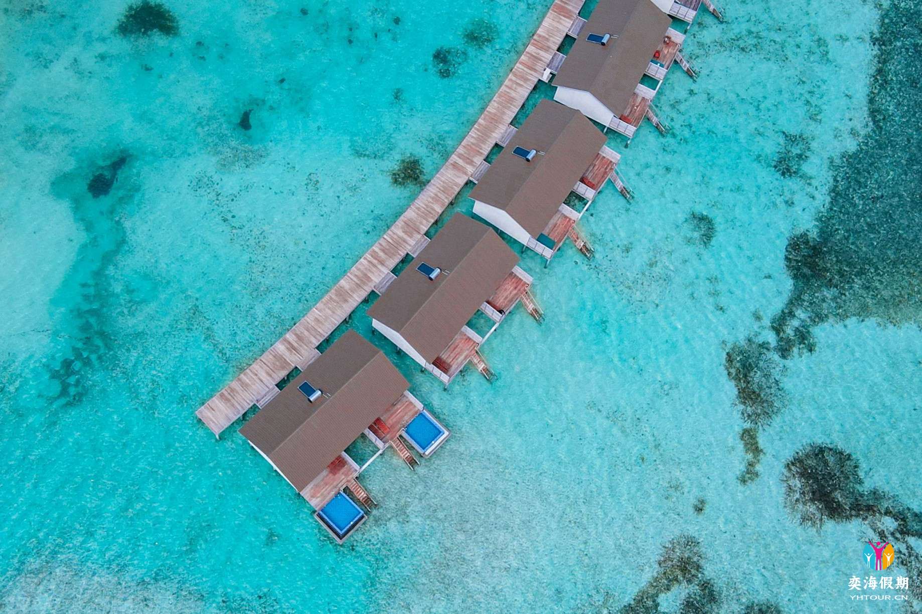 Over Water Pool Villas (2).jpg