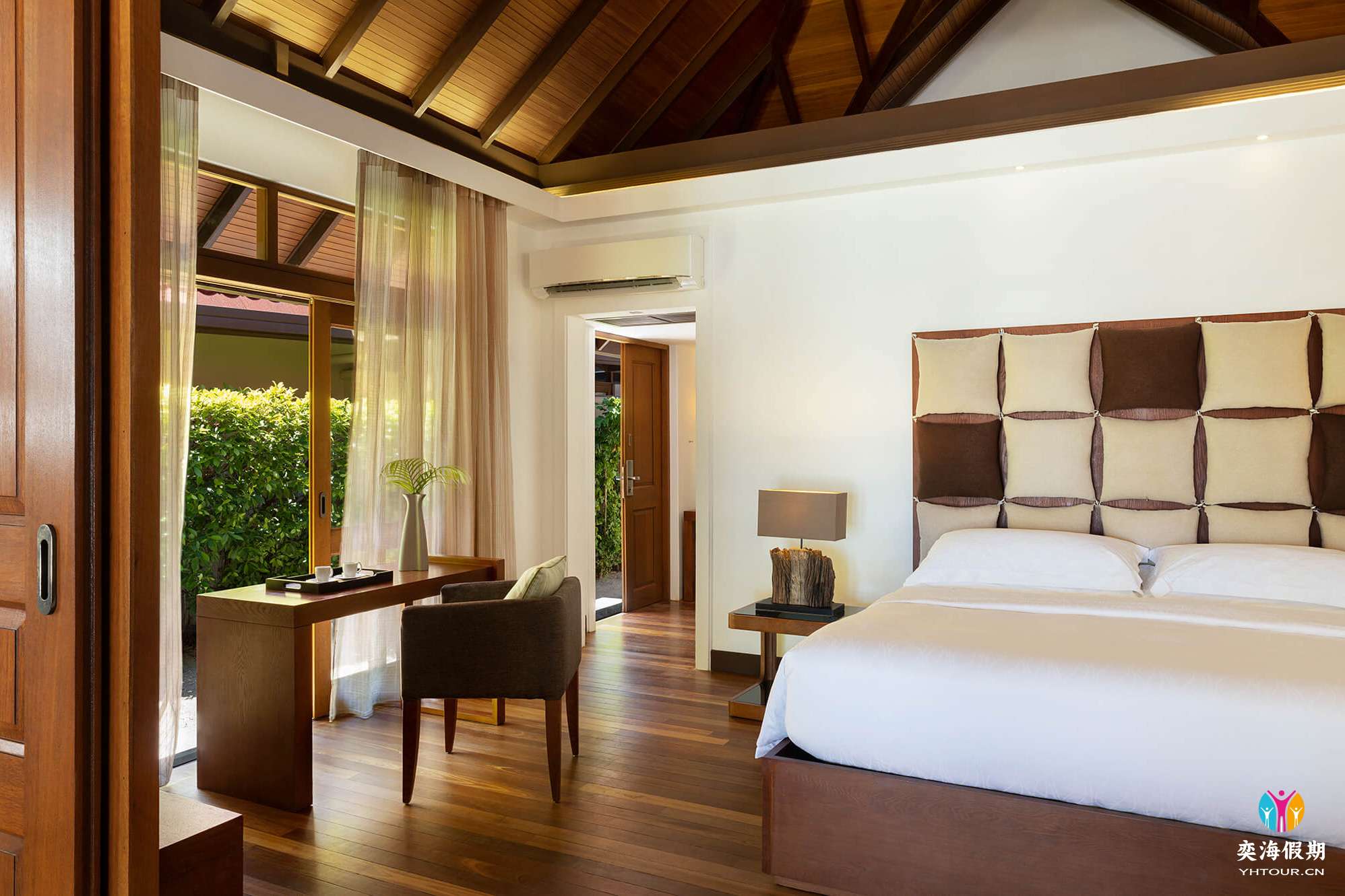 Beach Villa2.jpg