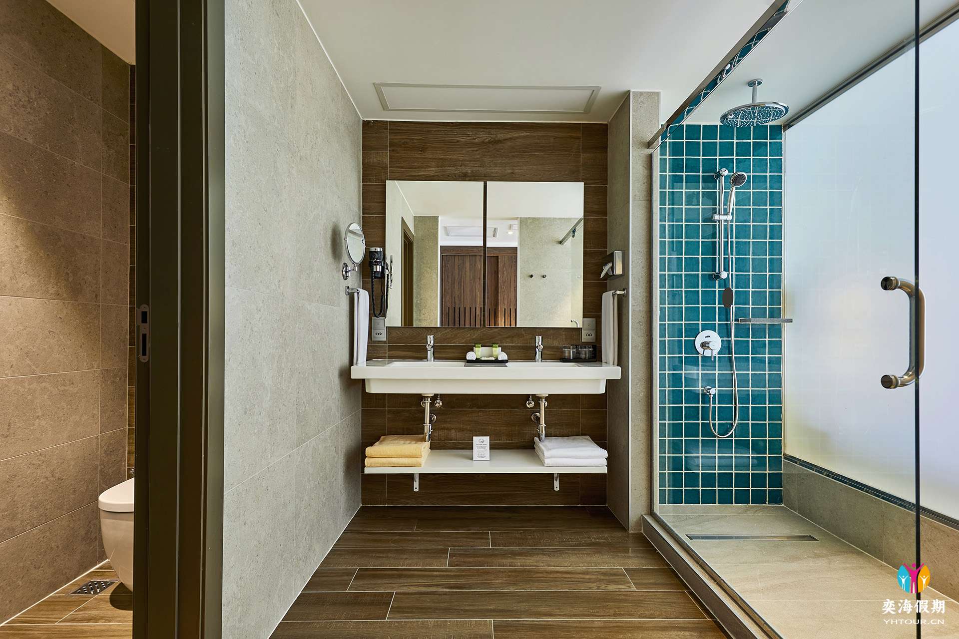 XMV_19_041 - Beach junior suite.jpg