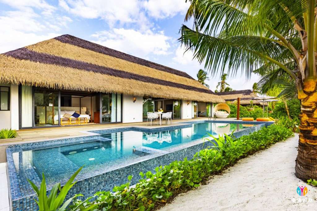 TWO BEDROOM BEACH POOL VILLA5.jpg