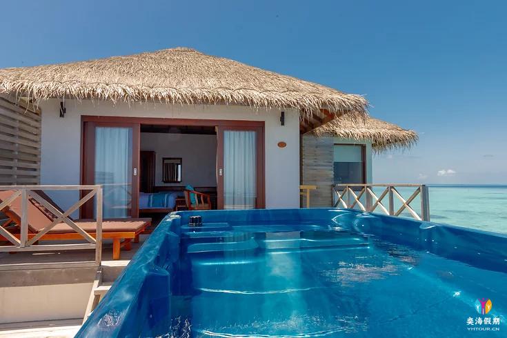 Water Villas with Pool Jacuzzi.jpg