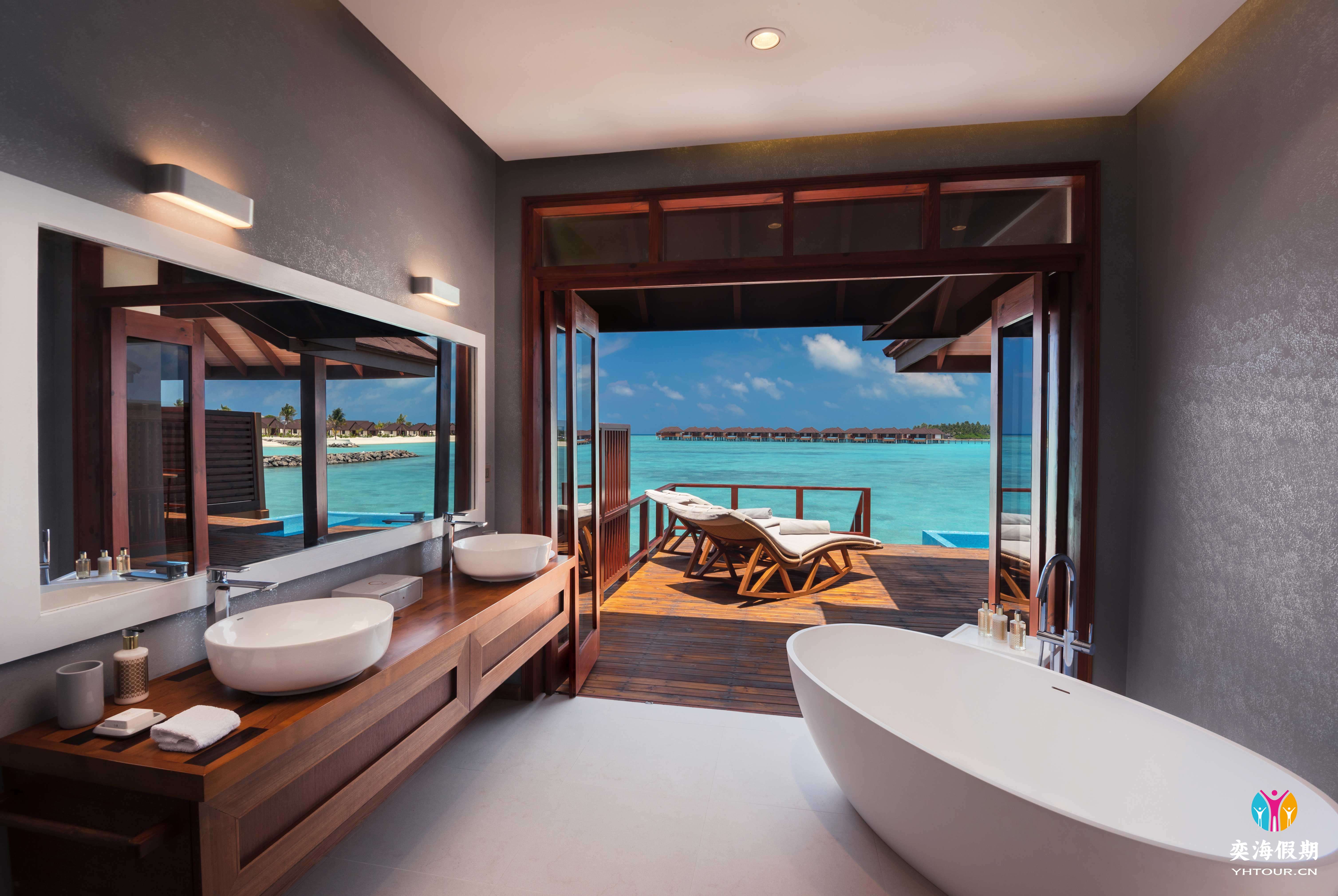 WATER VILLA3.jpg