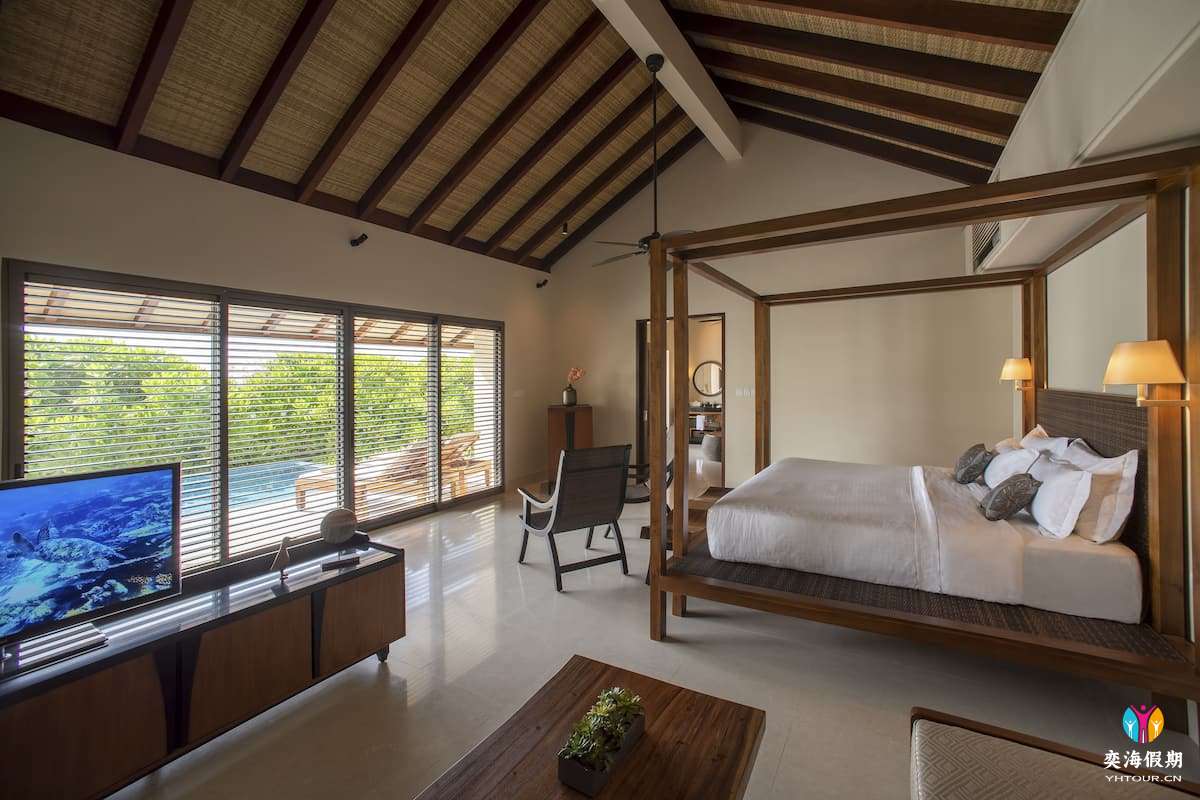 2 Bedroom Beach Pool Villa (5).jpg
