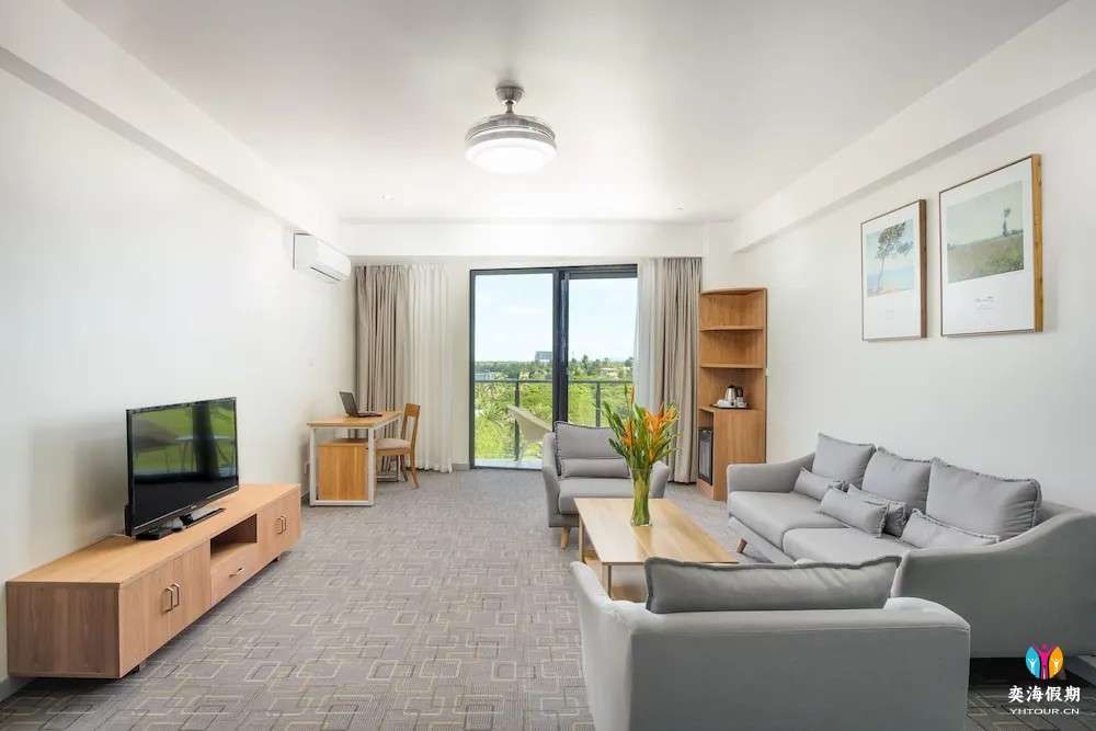 Presidential Suite (1).jpg