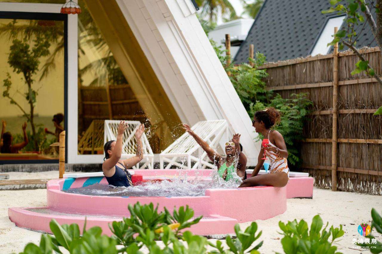 Haruge Beach Villa (4).jpg