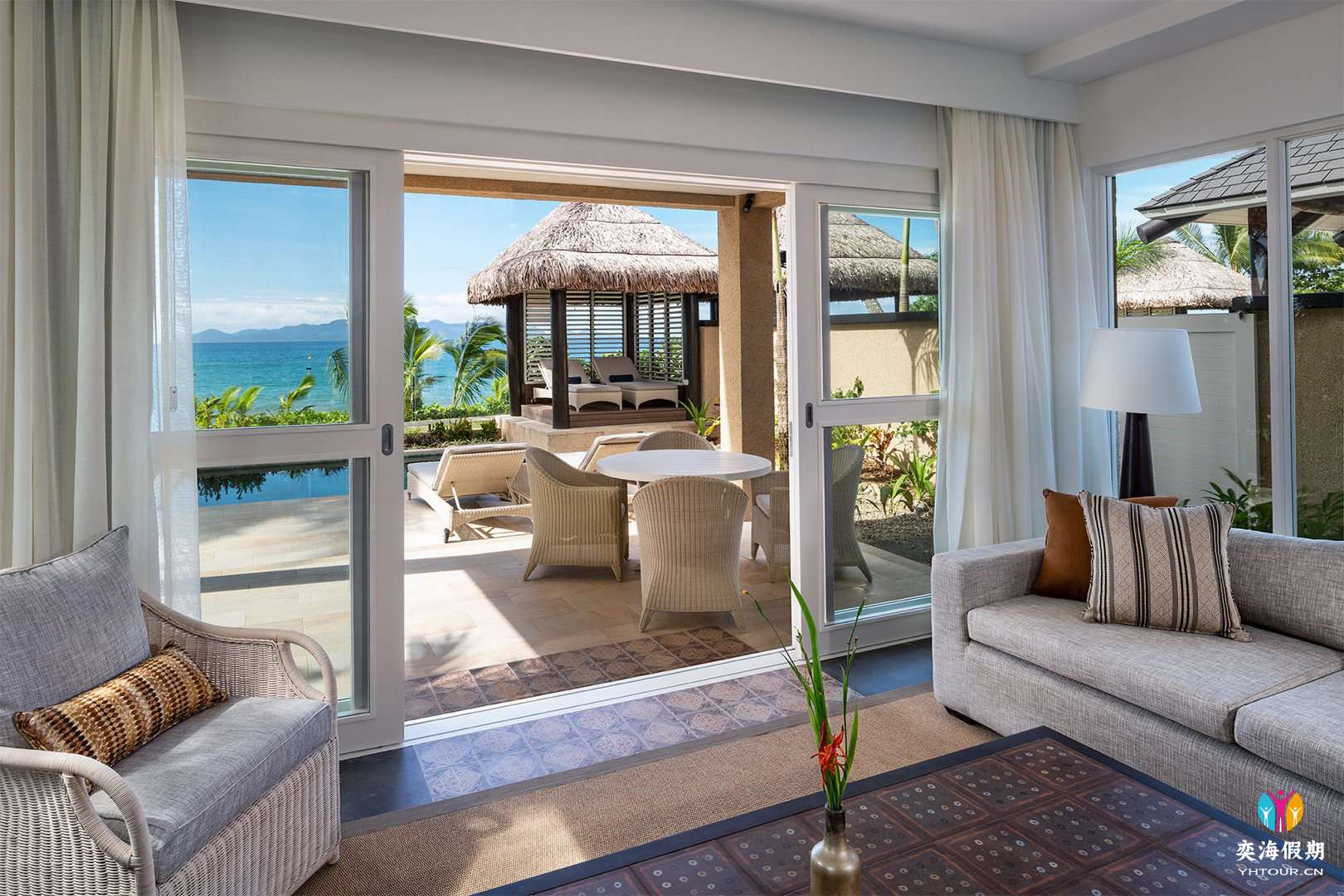 2 Bedroom Beachfront Villa (5).jpg