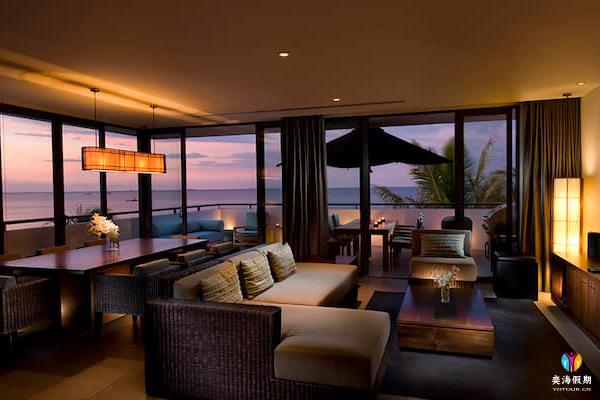penthouse-room1.jpg