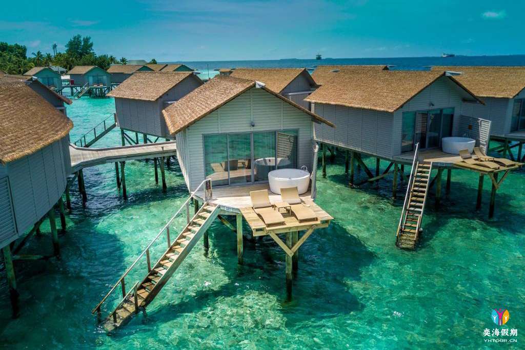 Overwater Villa with Swirl Pool (2).jpg