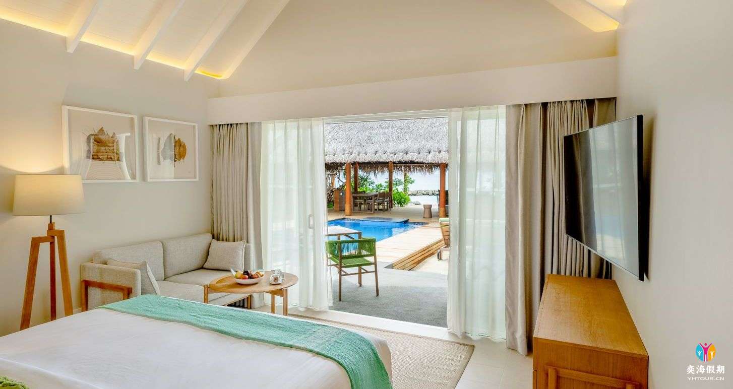 2BR Family Beach Villa with Pool (2).jpg